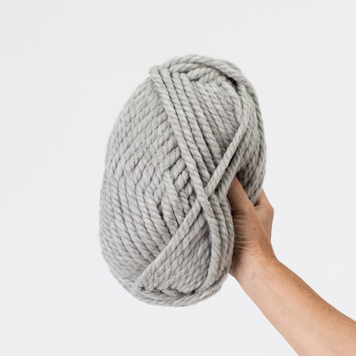 Super Chunky Seed Knit Blanket: Fossil Grey - KNUS