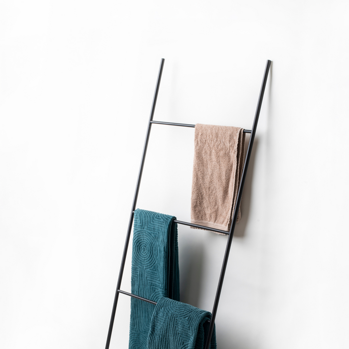 Metal Ladder Towel Hanger - KNUS