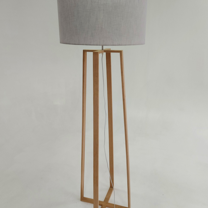Goldchild Floor Lamp - KNUS