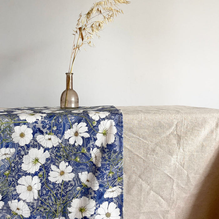 Cosmos and Delft Table Runner - KNUS