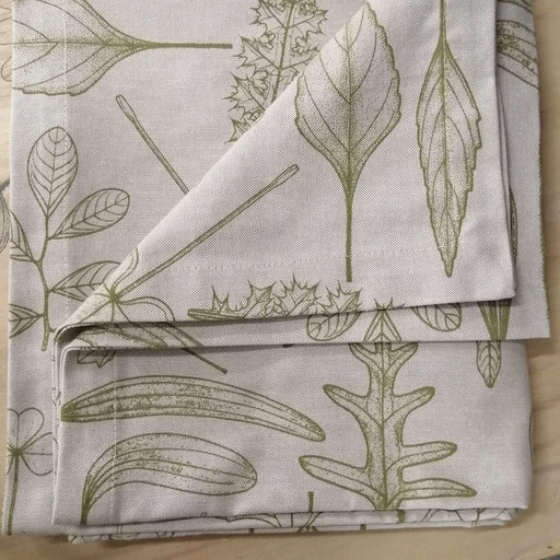 Table cloth - Leafgreen Leaves - KNUS 